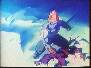 Otaku Gallery  / Anime e Manga / Dragon Ball / Screen Shots / OAV / Dragon Ball Z / 07 - I Tre Super Sayan / 210.jpg